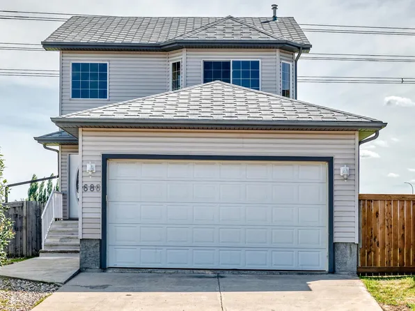 686 Kananaskis Dr, Devon, AB T9G 2G8