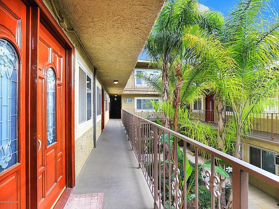5th image of 3220 Altura Ave APT 205