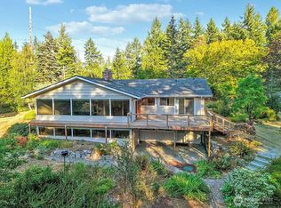 2401 NW Finn Hill Road, Poulsbo, WA 98370