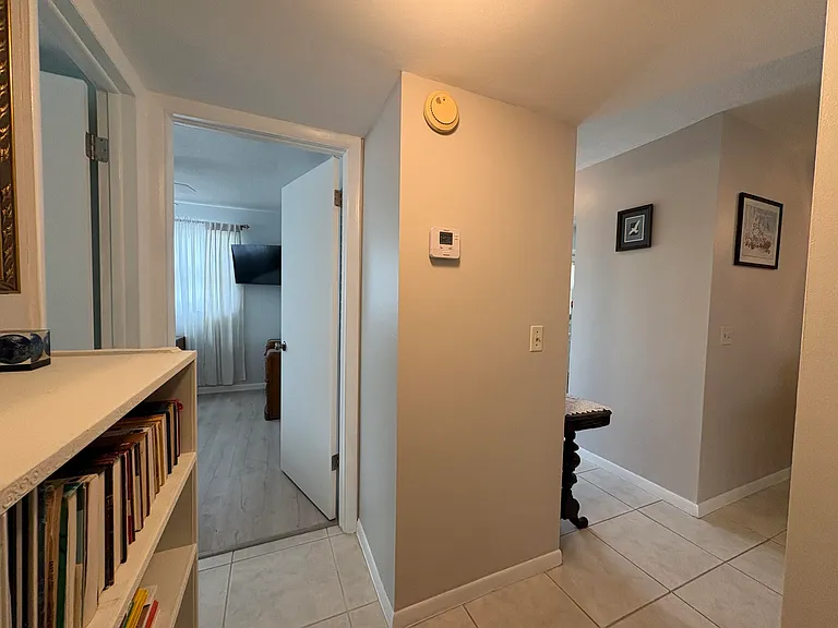 108 NE 20th Ave #206 — Photo 18