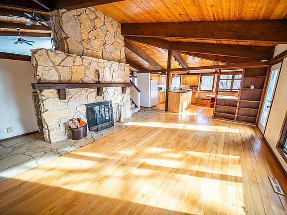 5th image of 6835 Buckthorn Dr NW