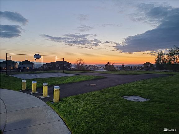 Soundview private community sport court