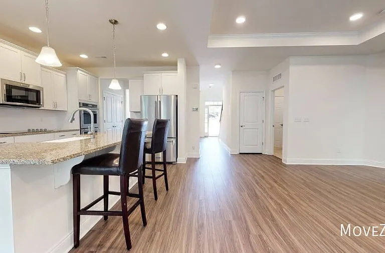 495 Village Bend Dr — Photo 13