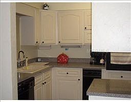 3rd image of 4306 S Clark Ave
