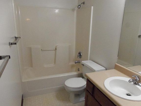 5th image of 1027 H St #3