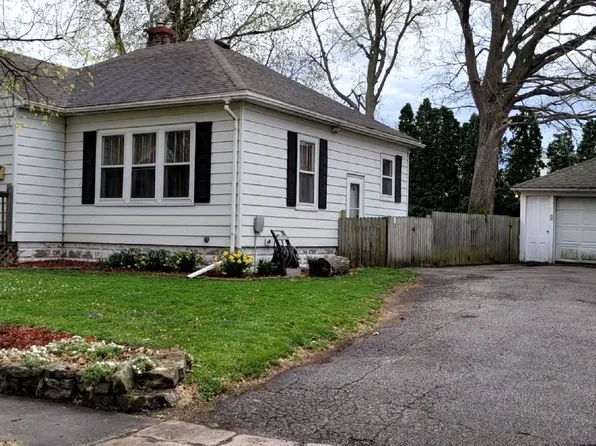 311 E Boston Ave, Monmouth, IL 61462