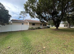 6055 10th St, Zephyrhills, FL 33542