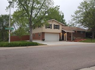 7420 S Sheridan Ct, Littleton, CO 80128