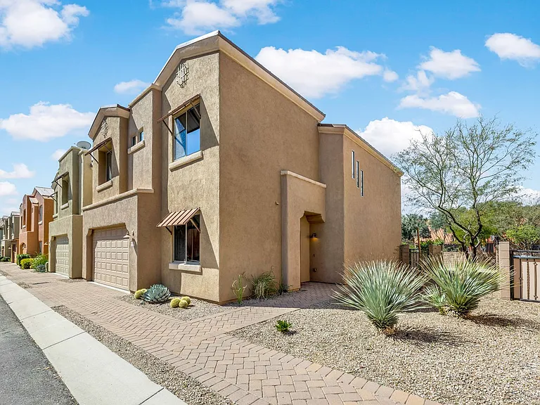 4261 N Golden Ridge Ln — Photo 30