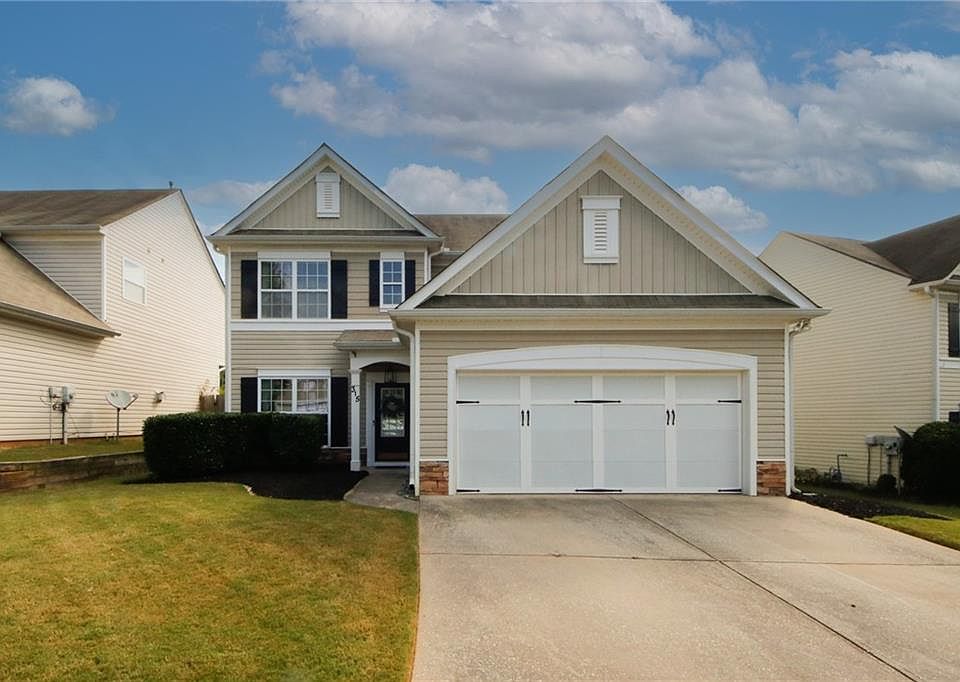 1st image of 315 Woodland Pass