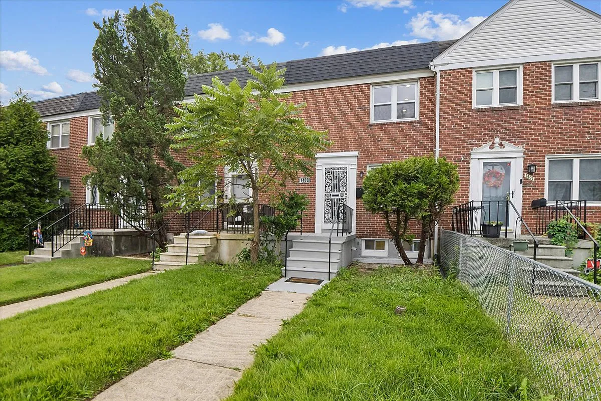 3 bed, 1334 sqft, $2,000 — Photo 3
