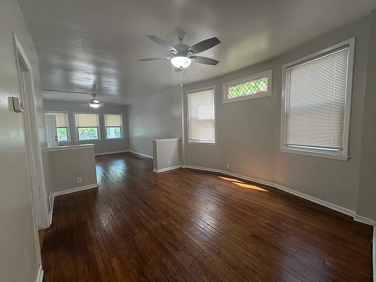 674 Richmond Ave #1 — Photo 6