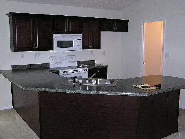 2nd image of 8446 Jarmen Ln