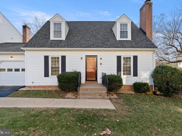 562 Tiffany Ct, Warrenton, VA 20186