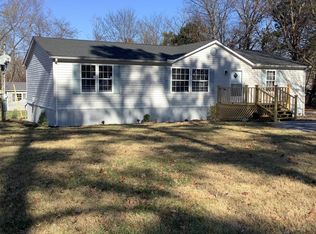 433 Scenic Acres Dr, Murray, KY 42071