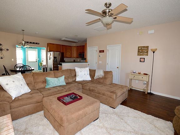 4th image of 153 Black River Dr