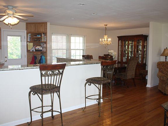 3rd image of 12001 Berkley Manor Dr