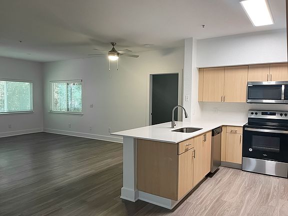 5th image of 500 Jordan Stuart Cir #4331340
