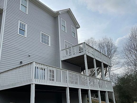 2nd image of 466 Long Mountain Ct