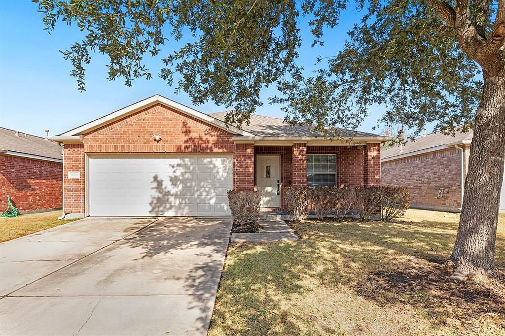 洋書 IN PERFECT SHAPE 19206 State St, Corona, CA 92881 | Redfin