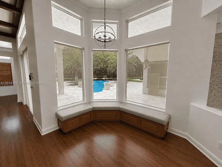 3424 Belmont Ter — Photo 14