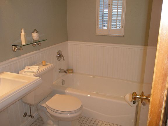 Upstairs Bathroom