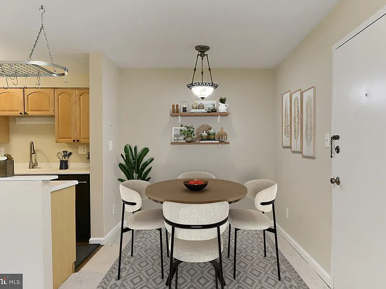 5900 Surrey Hill Pl #698 — Photo 4