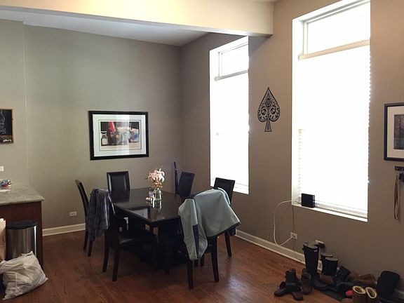 2nd image of 1056-58 N Damen Ave #1R