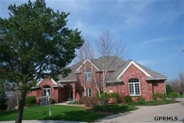 1st image of 17522 Baywood Cir