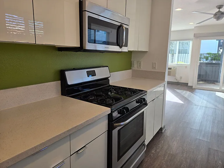 Eastside Apartments — Photo 45