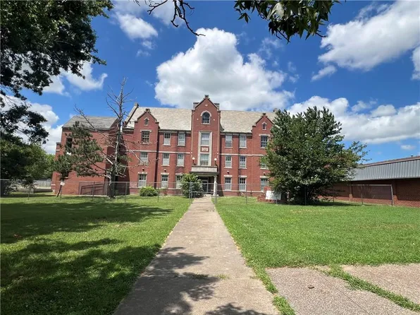 412 N Katy Ave, Parsons, KS 67357