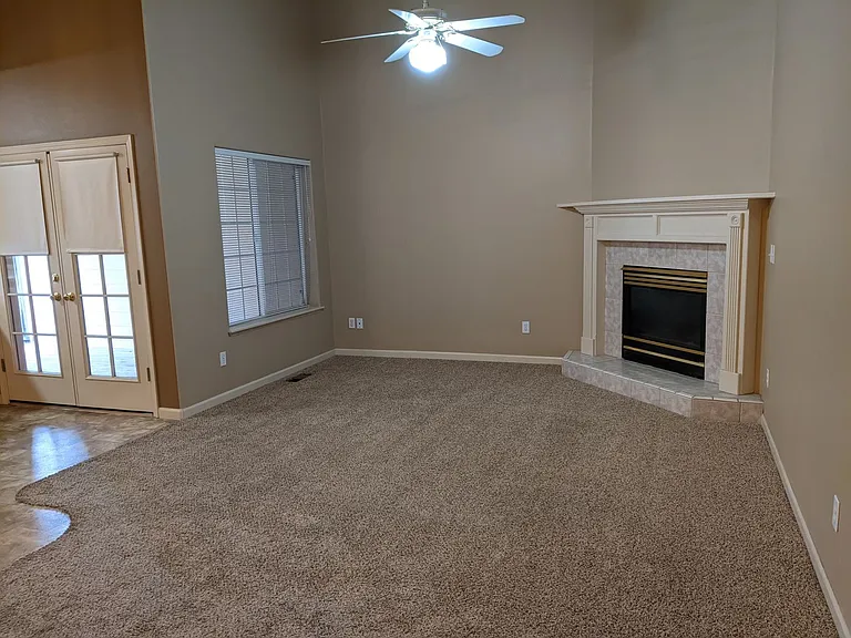 2754 Chad Dr — Photo 3