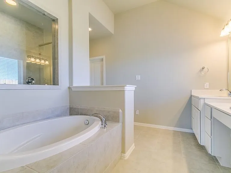 6018 Grace Falls Dr — Photo 19