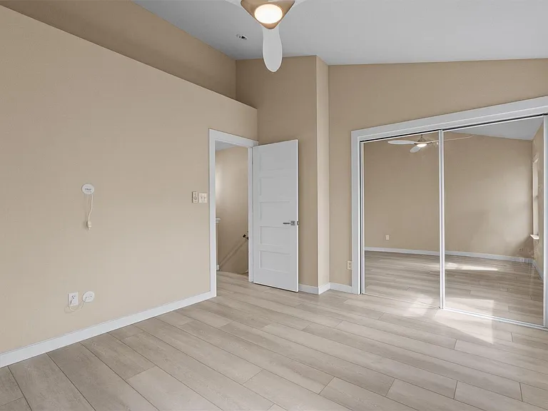 11901 Swearingen Dr #105 — Photo 14