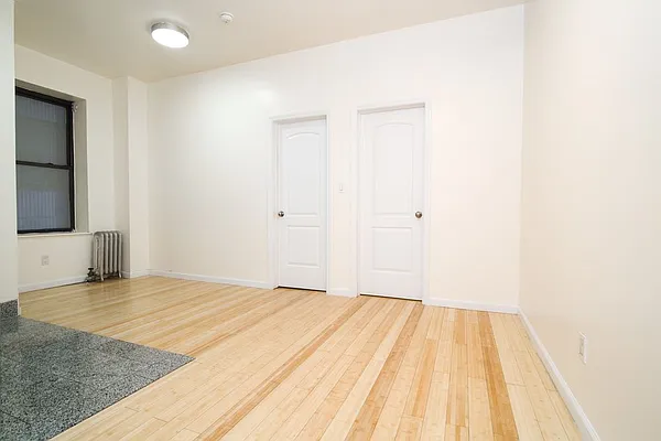 Rented by REAL New York | media 9