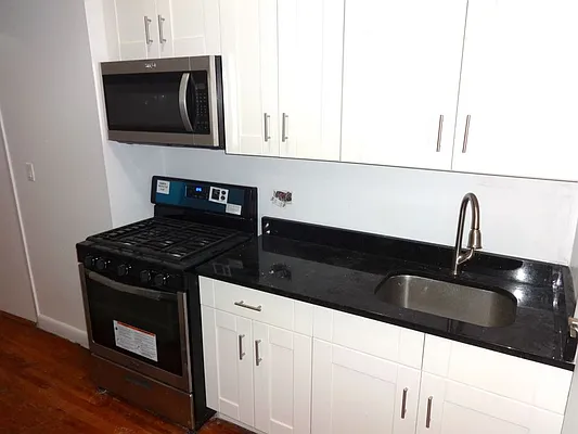 Rented by Steven Apuzzi LLC | media 9
