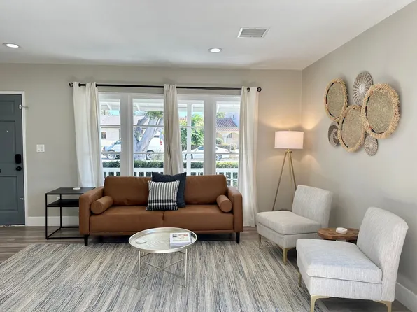 2692 Channel Dr, Ventura, CA 93003