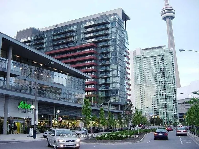 4 K Spadina Ave W #729 — Photo 1