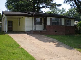 655 Pawnee Ave, Memphis, TN 38109