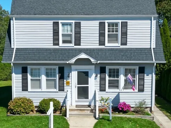 78 Spicer Avenue, Groton, CT 06340