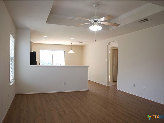 4th image of 205 Wold Dr