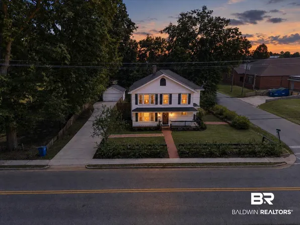 235 S Mount Pleasant Ave, Monroeville, AL 36460
