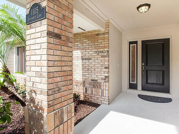 3rd image of 1105 Seafarer Ln