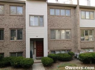 4121 Browns Ln UNIT C20, Louisville, KY 40220