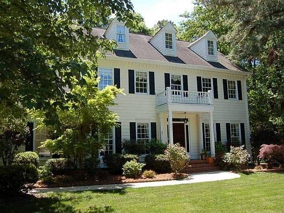 2nd image of 1903 N Hawick Ct