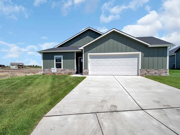 2840 E Highridge St, Wichita, KS 67219