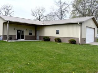 15937 Two Point Ln, Moravia, IA 52571