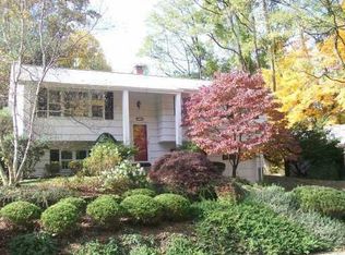 775 Brookridge Dr, Valley Cottage, NY 10989