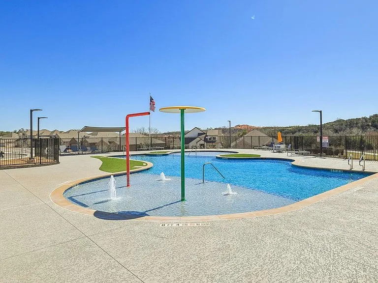 609 Silent Creek Cv — Photo 42