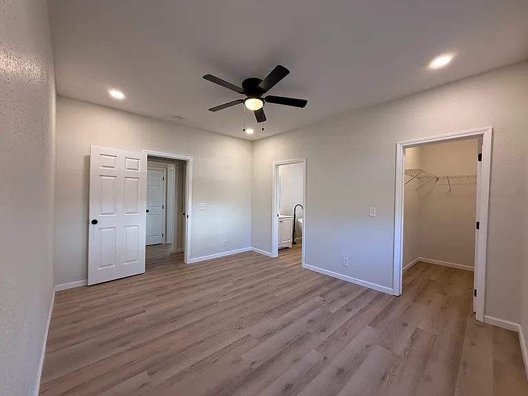 211 Frisco St — Photo 19